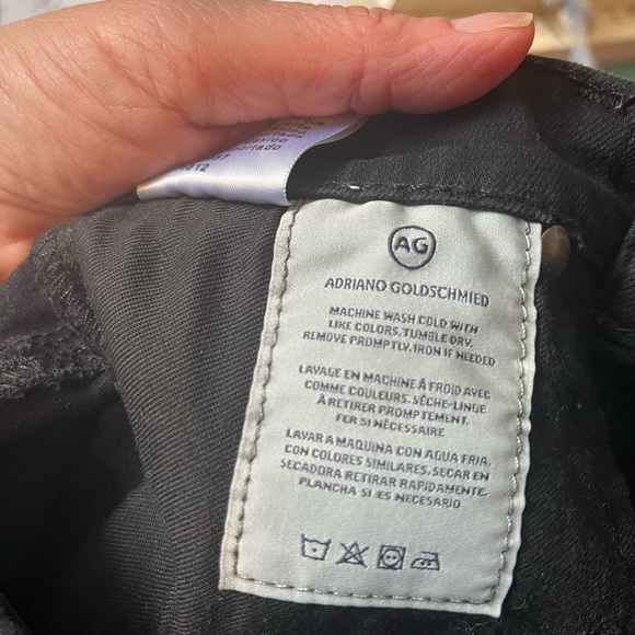 ⬇️ Price Drop!⬇️Adriano Goldschmied skinny jeans in size 25R. - Picture 8 of 10